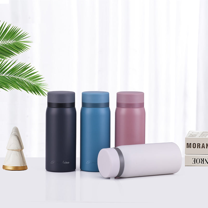 Semi-Lightweight Classic Sports Mug Stainless Steel Lining Vacuum Cooling Car Outdoor Carrying Mug (Please ask customer service for price)